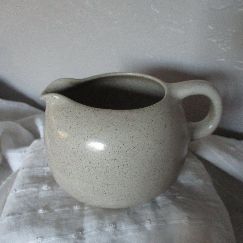 Vtg Heath Ceramics small pitcher/creamer